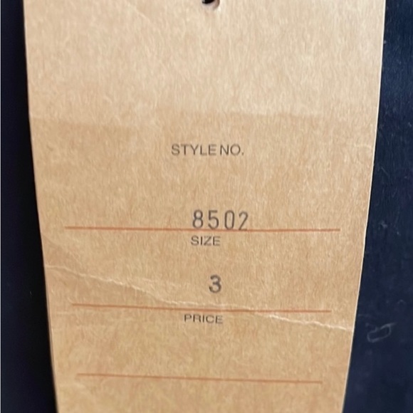 Vivienne Tam black 100% cotton lined pencil skirt with white embroidery. - Picture 2 of 3